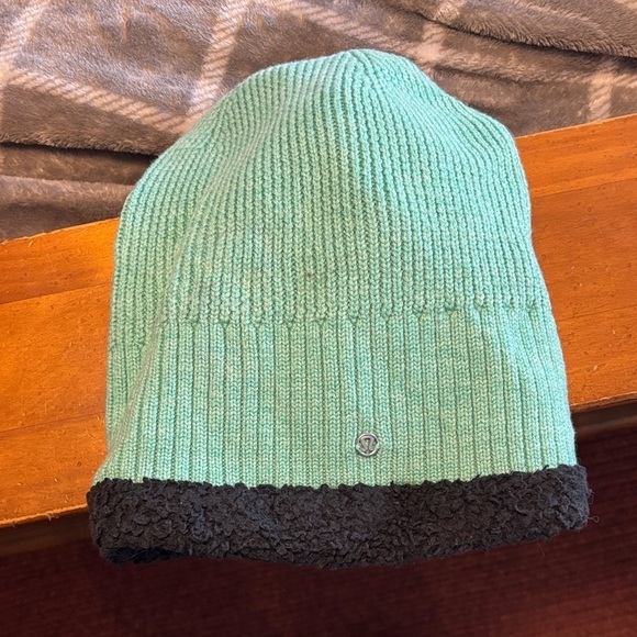 lululemon athletica Accessories - Lululemon Athletica Ribbed Teal and  Gray Beanie
